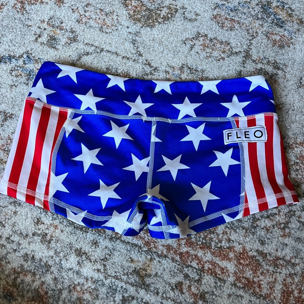 America Fleo Shorts